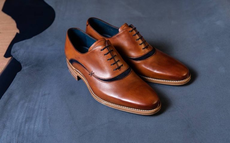 Scarpe da uomo rialzate: eleganza e praticità in un unico prodotto